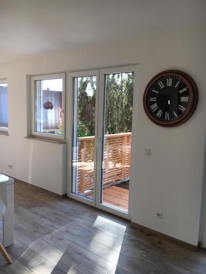 Ferienwohnungen Lamisto Am Waldesrand Neckartenzlingen Εξωτερικό φωτογραφία