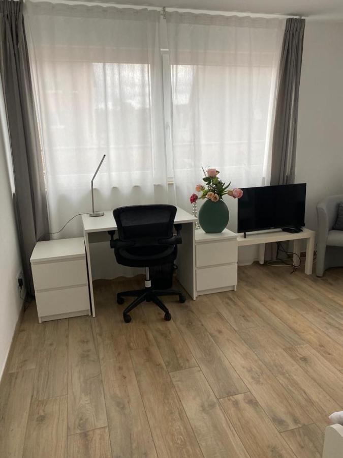 Ferienwohnungen Lamisto Am Waldesrand Neckartenzlingen Εξωτερικό φωτογραφία